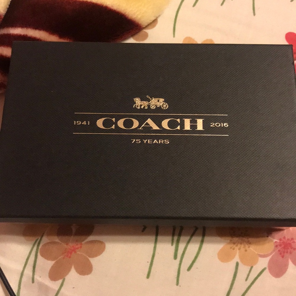 Coach brown wristlet. NWT - Picture 6 of 6